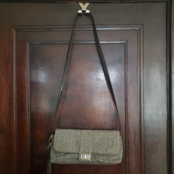 Nine West gray herringbone tweed convertible baguette purse - Picture 8 of 16